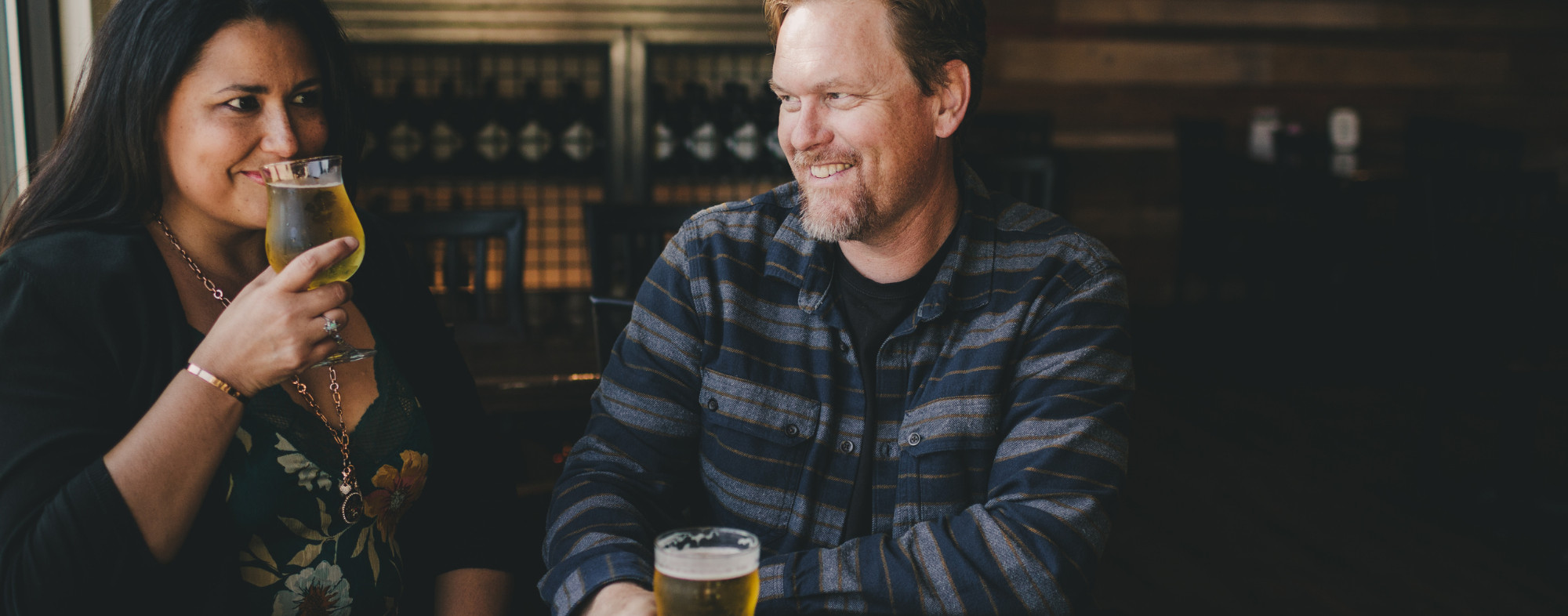 A couple having beers at Street Side Ale House in Atascadero