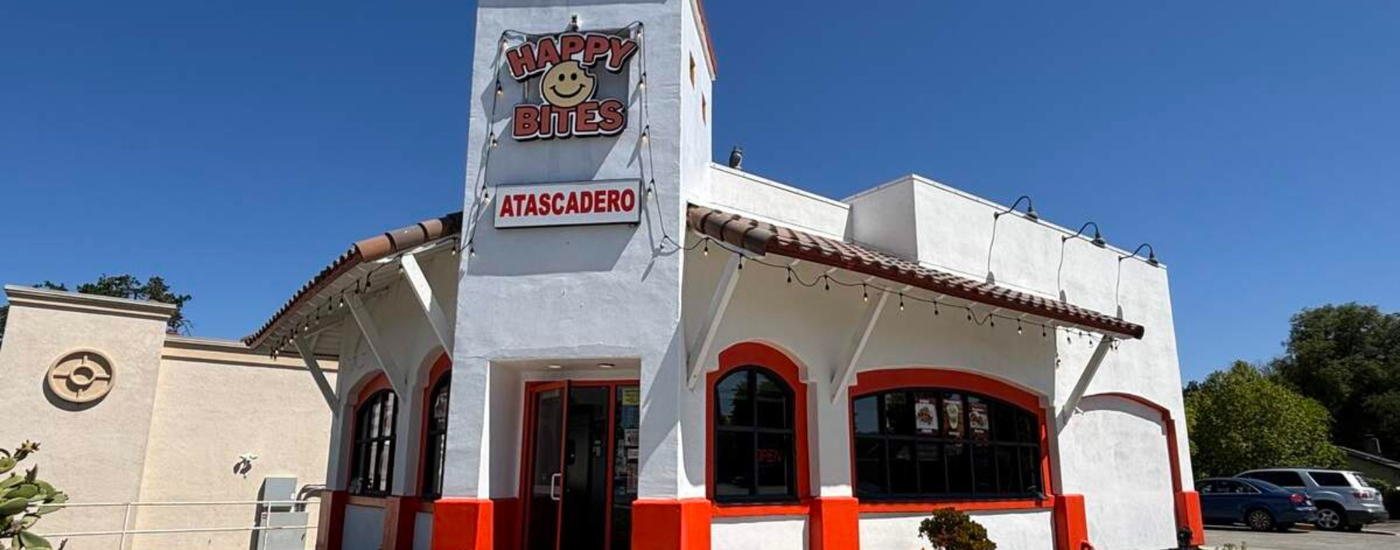 Happy Bites Restaurant in Atascadero, CA, exterior
