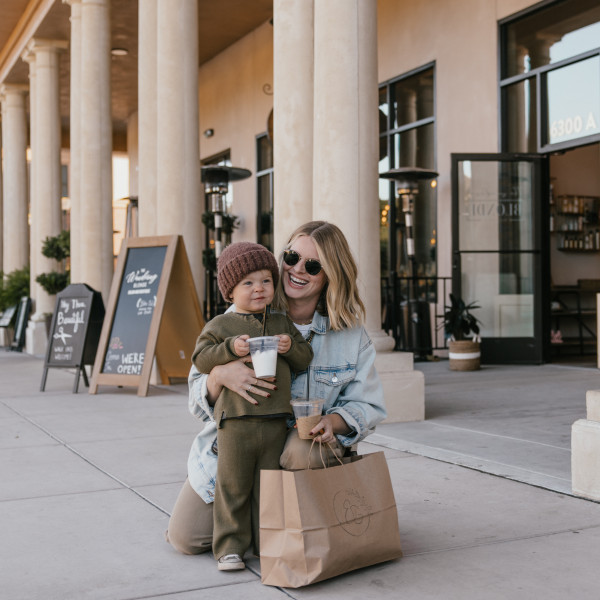 shopping family