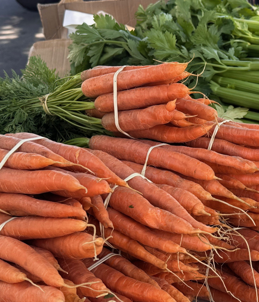 farmers market atascadero carrots celery